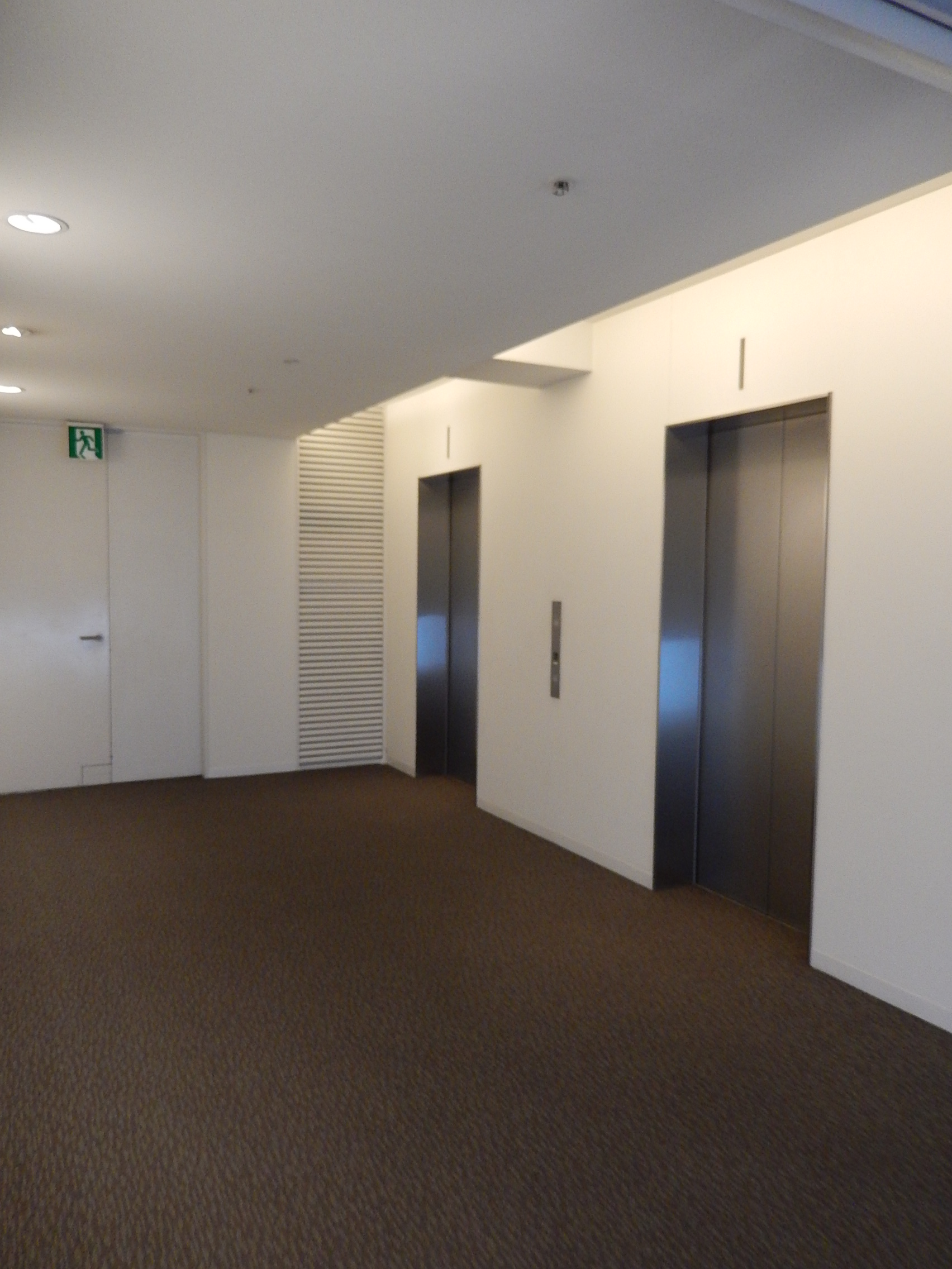 エレベーターホールの画像